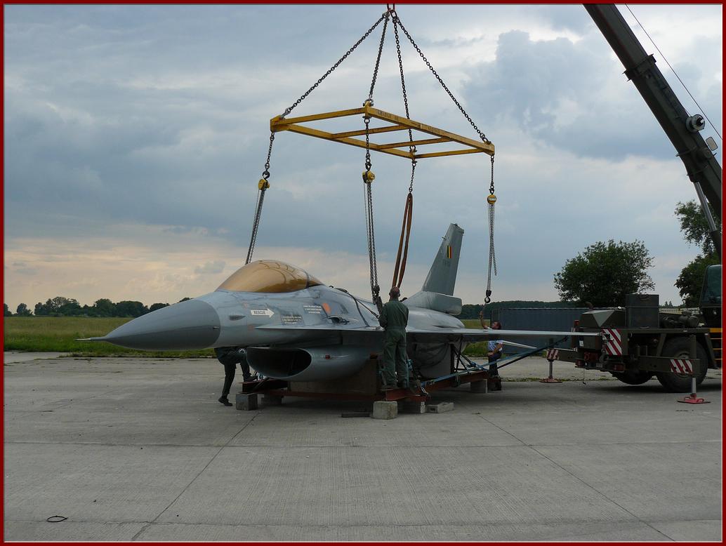 F-16-08